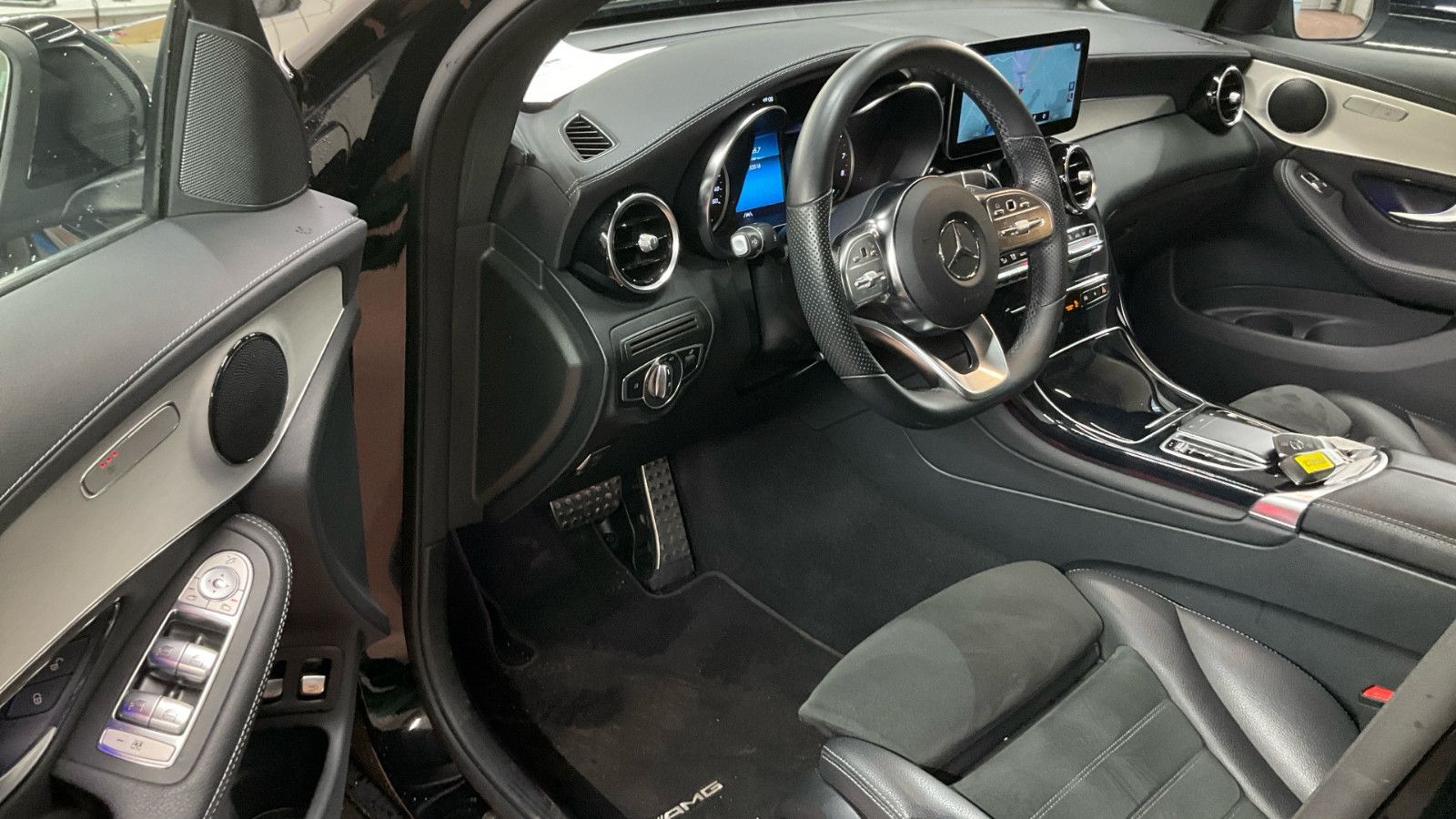 Mercedes-Benz GLC 300 e 2x AMG Coupe Distro*Kamera*LED*19*Alca foto 7