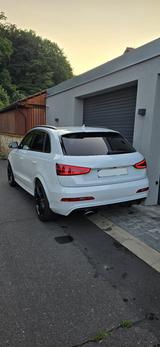 Audi RSQ3 2.5 TFSI  RS-SITZE,BOSE,KEYLESS,KAM,PANO - Audi RSQ3 Gebrauchtwagen
