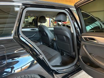 BMW 530d *LED*Navi*xDrive*HeadUp*Professional*