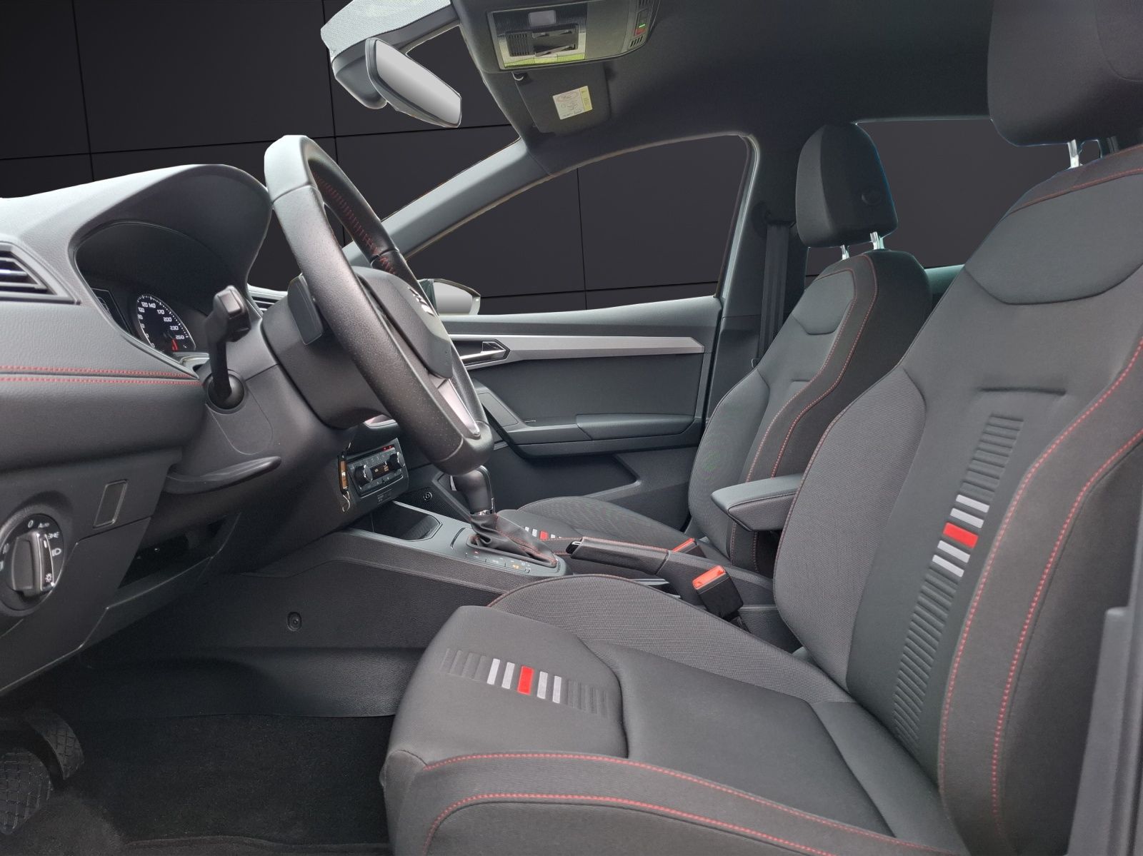 Fahrzeugabbildung SEAT Ibiza TSI FR-Line Beats DSG LED Navi GRA PDC SH