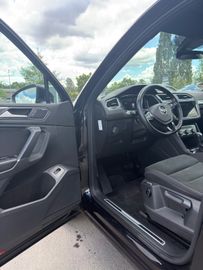 Volkswagen Tiguan Allspace - 10