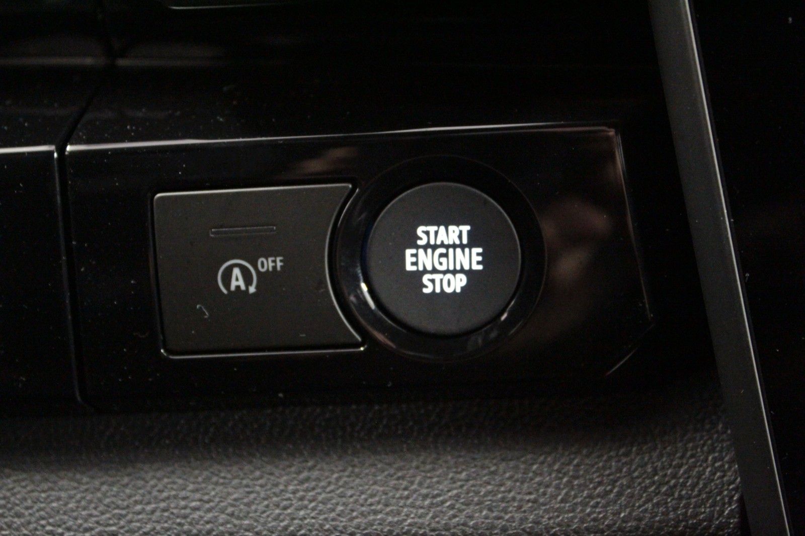 Fahrzeugabbildung Renault Austral Mild Hybrid 160 Esprit Alpine #15394