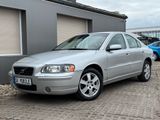 Volvo S60 Lim.Bi-Fuel Momentum BENZIN/GAS*KLIMA*BI-XEN - Volvo S60 aus 2005