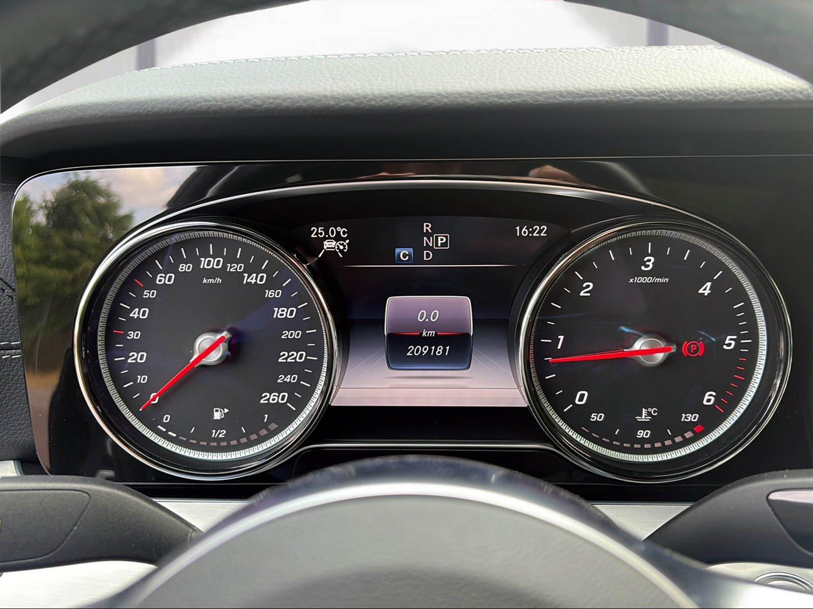 Mercedes-Benz CLS 300 d Coupé AMG DSC 360° BURMESTER MULTIBEAM