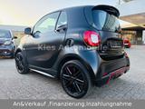 Smart ForTwo Pure Black Brabus 90PS AUTOM/NAVI/PANO - Smart Gebrauchtwagen von 2019