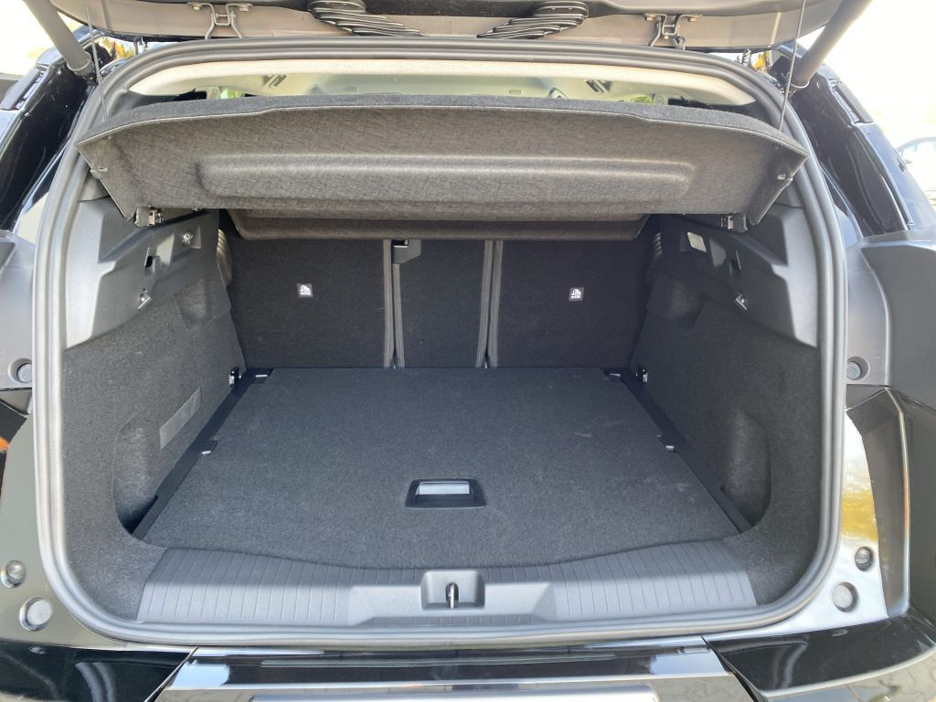 Fahrzeugabbildung Citroën C5 Aircross Hybrid 145 MAX *beh. Frontscheibe*