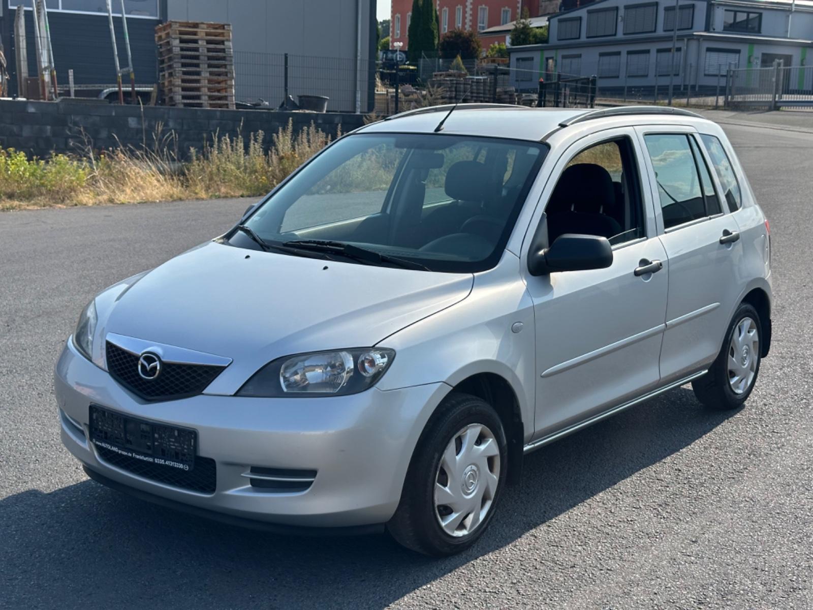 Mazda 2 Automatik 2.HD - Klima - Zahnriemen & TÜV NEU