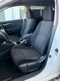Nissan Qashqai - 11