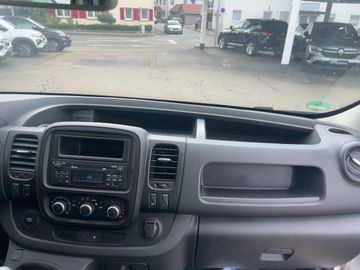 Renault Trafic - 7