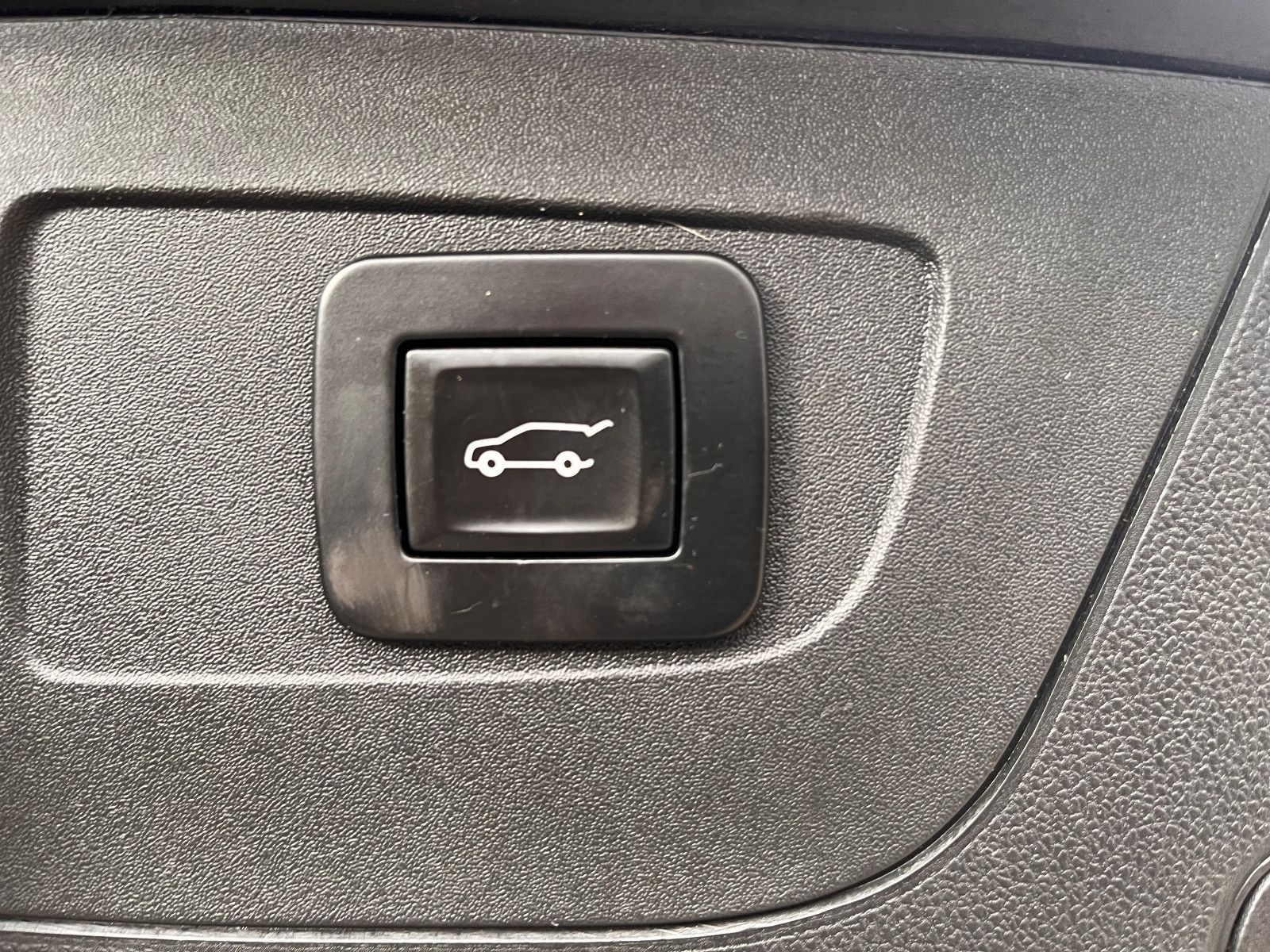 Fahrzeugabbildung Opel Insignia B Sports Tourer Business Elegance