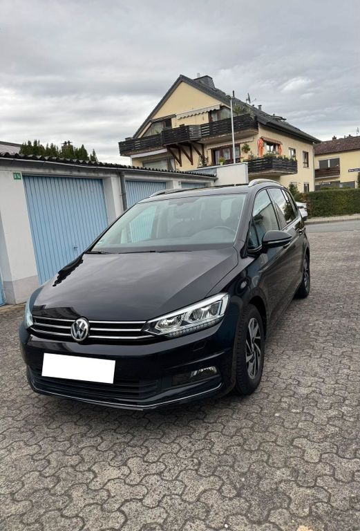 Image of Volkswagen Touran