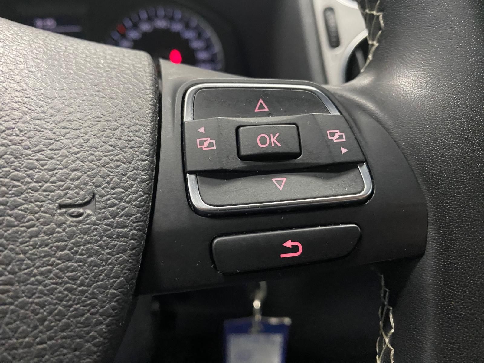 Fahrzeugabbildung Volkswagen Golf Plus 1.2 TSI Match+ PDC+SITZHEIZ+ALLWETTER+