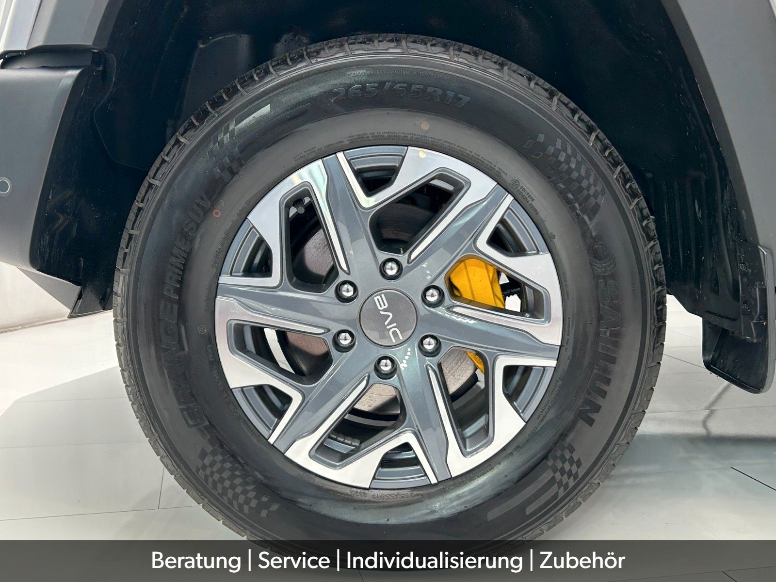 BAIC BJ40 2.0T 4WD 360°Kamera LED Leder Panorama imagem 3