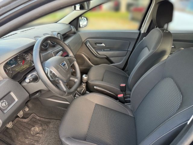 Fahrzeugabbildung Dacia Duster II Comfort 4WD +KLIMA+RADIO+BLUETOOTH+UVM