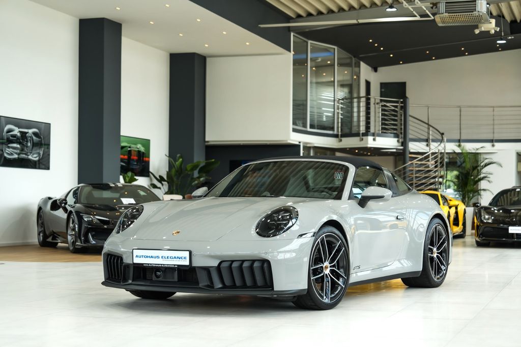Image of Porsche 992
