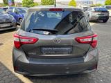 Toyota Yaris 1,5 l 5-türig Y20 Club Blendfreies Fernl.  - Toyota Yaris: Y20 Club