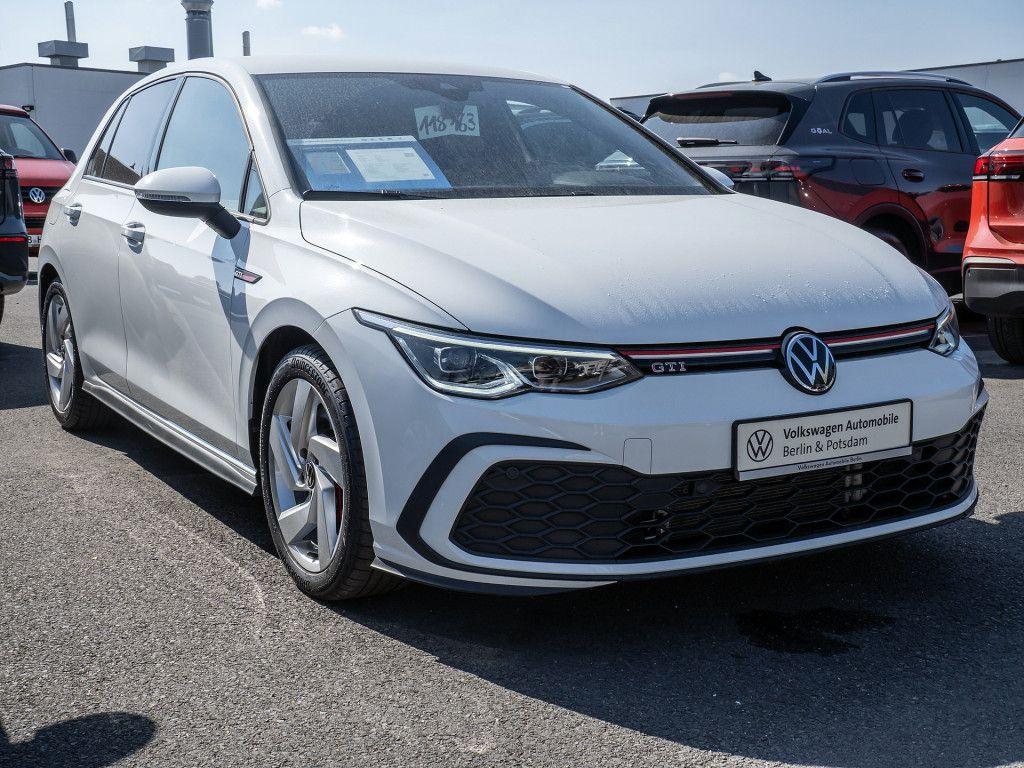 Volkswagen Golf VIII 2.0 TSI GTI DSG Navi R-Kam LED SHZ
