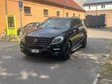 Mercedes-Benz ML 350 AMG Paket BlueTEC 4MATIC -