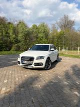 Audi SQ5 3.0 TDI V6 Quattro Navi AHK Pano SHZ 8-Fach 