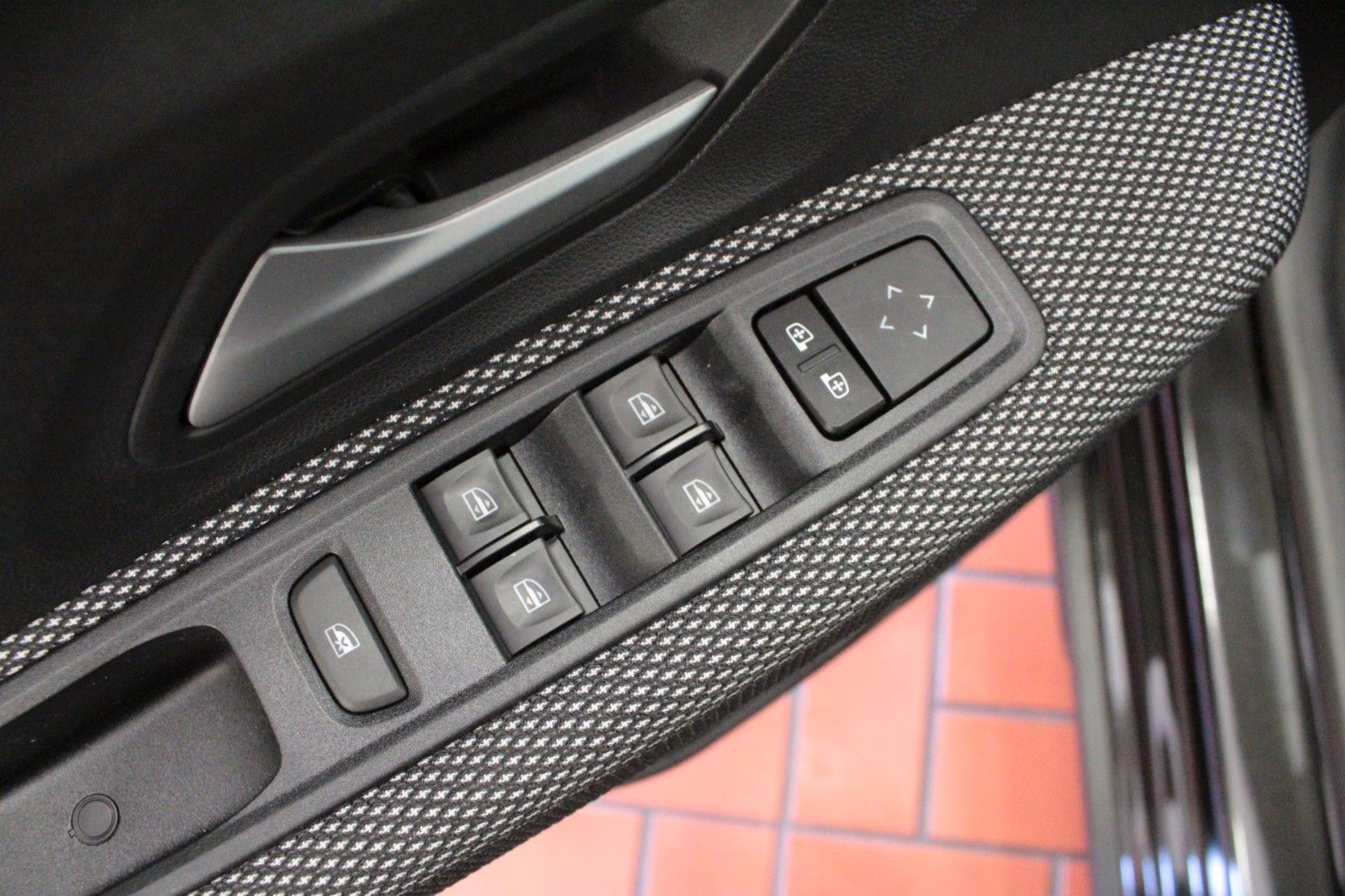 Fahrzeugabbildung Dacia Jogger Hybrid 140 Expression*7-Sitzer*