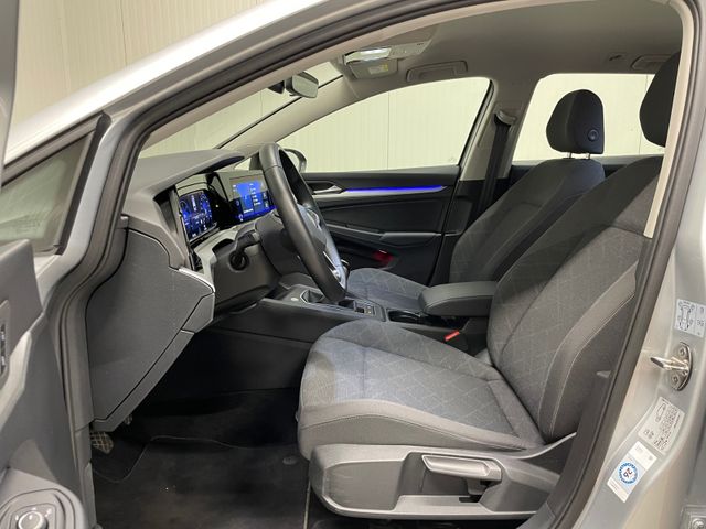 Golf VIII Variant Life 2.0 TDI NAVI ACC