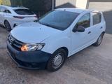 Dacia Sandero 1.1 2te Hand wenig KM TÜV - Dacia Sandero in Braunschweig