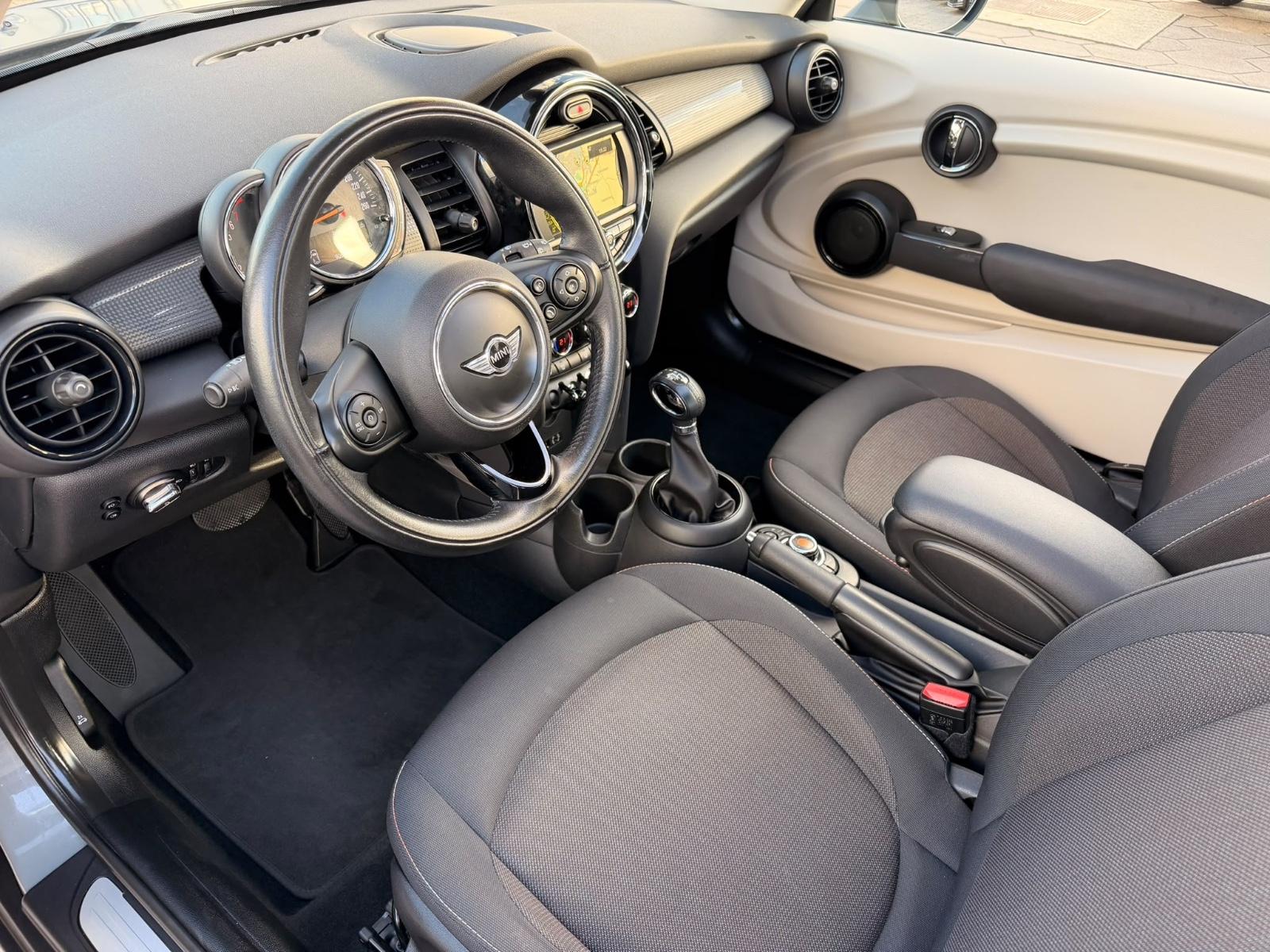 MINI Cooper 1.5 Aut. PANORAMADACH NAVI PDC