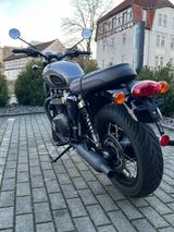 Triumph Bonneville T120 Black - die legendäre T120 - Offers matching your search criteria