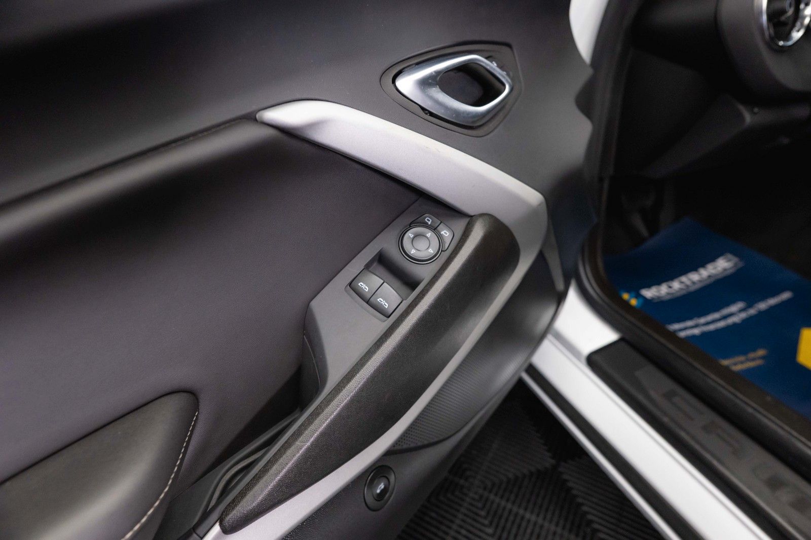 Fahrzeugabbildung Chevrolet Camaro 6.2 SS Coupe ZL1 LT1 Performance CarPlay