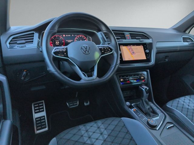 Tiguan 2.0 TDI DSG R-LINE ALLRAD IQ.LIGHT+AHK+eH
