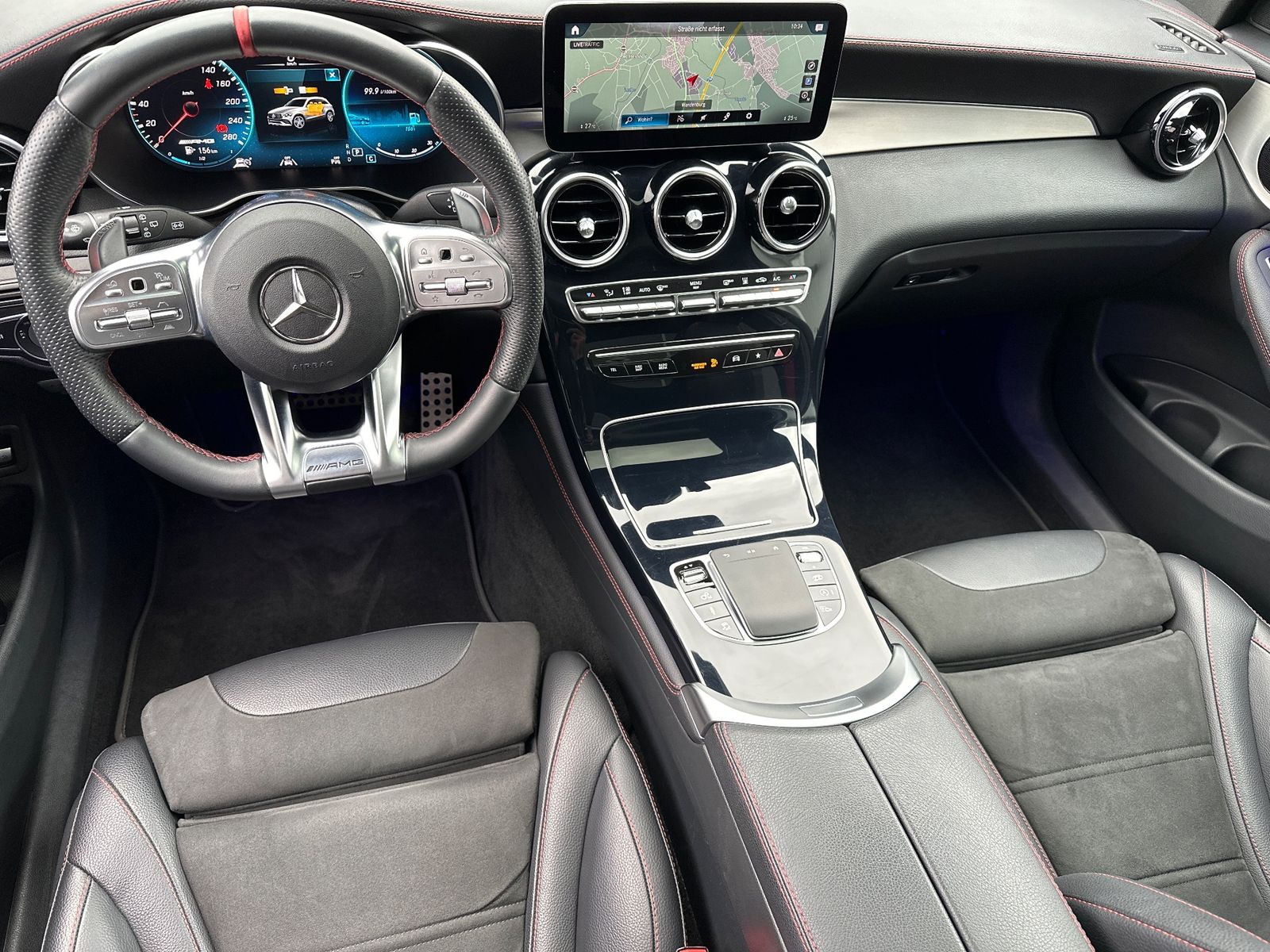 Fahrzeugabbildung Mercedes-Benz GLC 43 AMG 4Matic 9G NAV+LED+ACC+PANO+360°