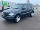 Mercedes-Benz ML 320 Leder, Automatik, Klima, Tempomat - gebrauchte Mercedes-Benz ML-Klasse aus dem Jahr 1999