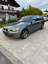 BMW 525 5 Touring 525d xDrive Panorama Dach - BMW mit Diesel-Antrieb: Grau, Panorama Dach