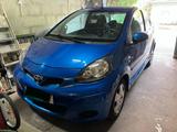 Toyota Aygo (X) 1,0-l-VVT-i CoolBlue CoolBlue - Toyota Aygo (X) von privat