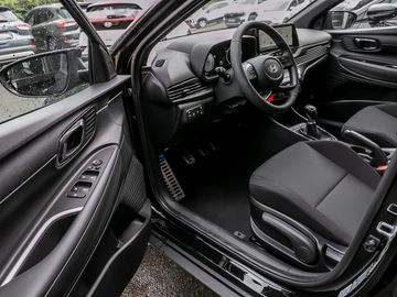 Hyundai Bayon 1.0 Blackline 2WD Fernlicht-Assistent Navi