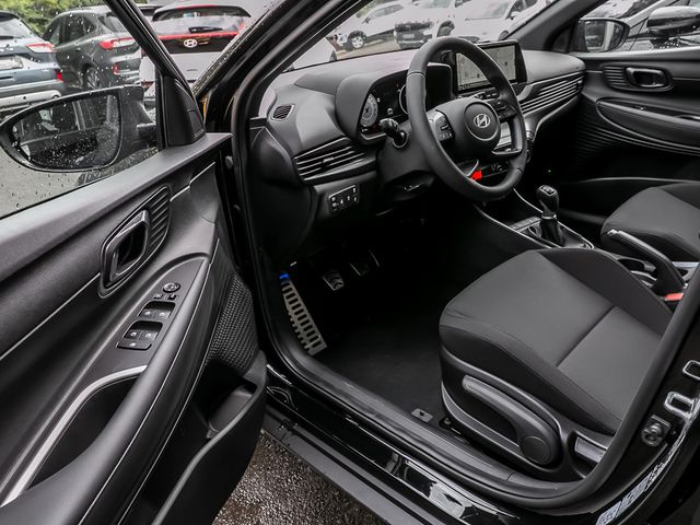 Hyundai Bayon 1.0 Blackline 2WD Fernlicht-Assistent Navi