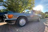 Mercedes-Benz SL 300 Typ 107 - Cabrio mit Hardtop - Mercedes-Benz SL aus dem Jahr 1986
