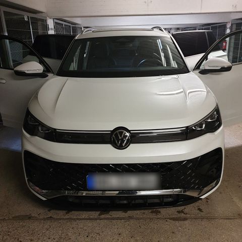 Volkswagen VW-Tiguan R-Line TDI