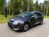 Chrysler Pacifica 3.6l V6 HYBRID 360 KAMERA/ACC/DVD/NAV