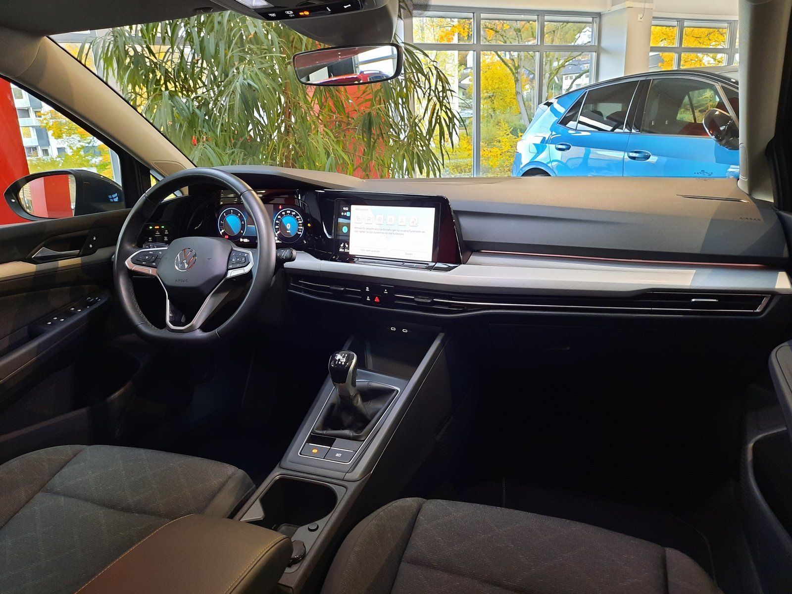 Fahrzeugabbildung Volkswagen Golf Variant Life TDI *Navi*Cam*LED*PDC*Sitzhzg*