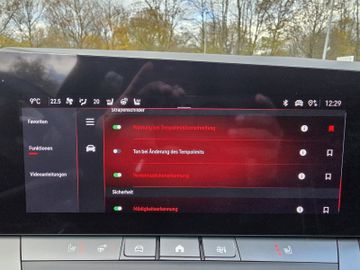 Bild 18 Opel Astra ST GS NAVI/SHZ+LHZ/PDC VO+HI+360CAM/ACC