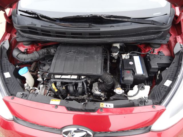 Fahrzeugabbildung Hyundai i10 FIFA World Cup Edition/2.Hd/Klima/Garantie/