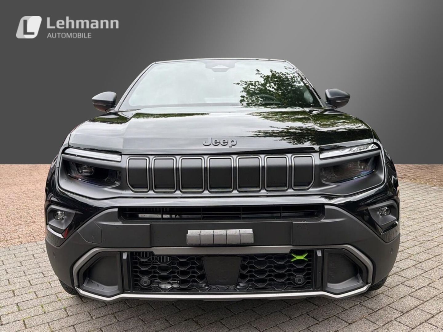 Fahrzeugabbildung Jeep Avenger Overland Mild-Hybrid 4xe-Leder-Panoramad