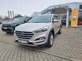 Hyundai Tucson blue Intro Edition 2WD - Hyundai TUCSON: Geländewagen