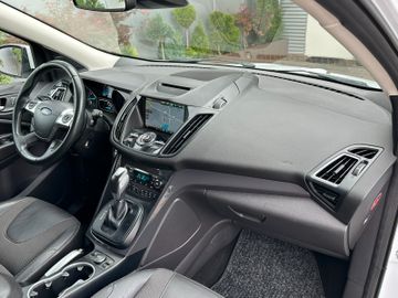 Ford Kuga - 11