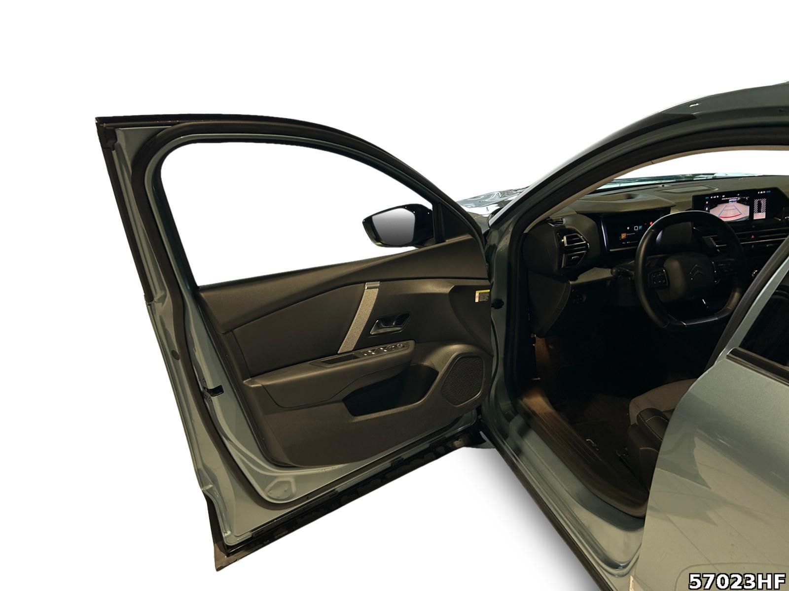 Fahrzeugabbildung Citroën C4 Max +DRIVEASSIST+CARPLAY+SHZ+NAVI+KEYLESS+