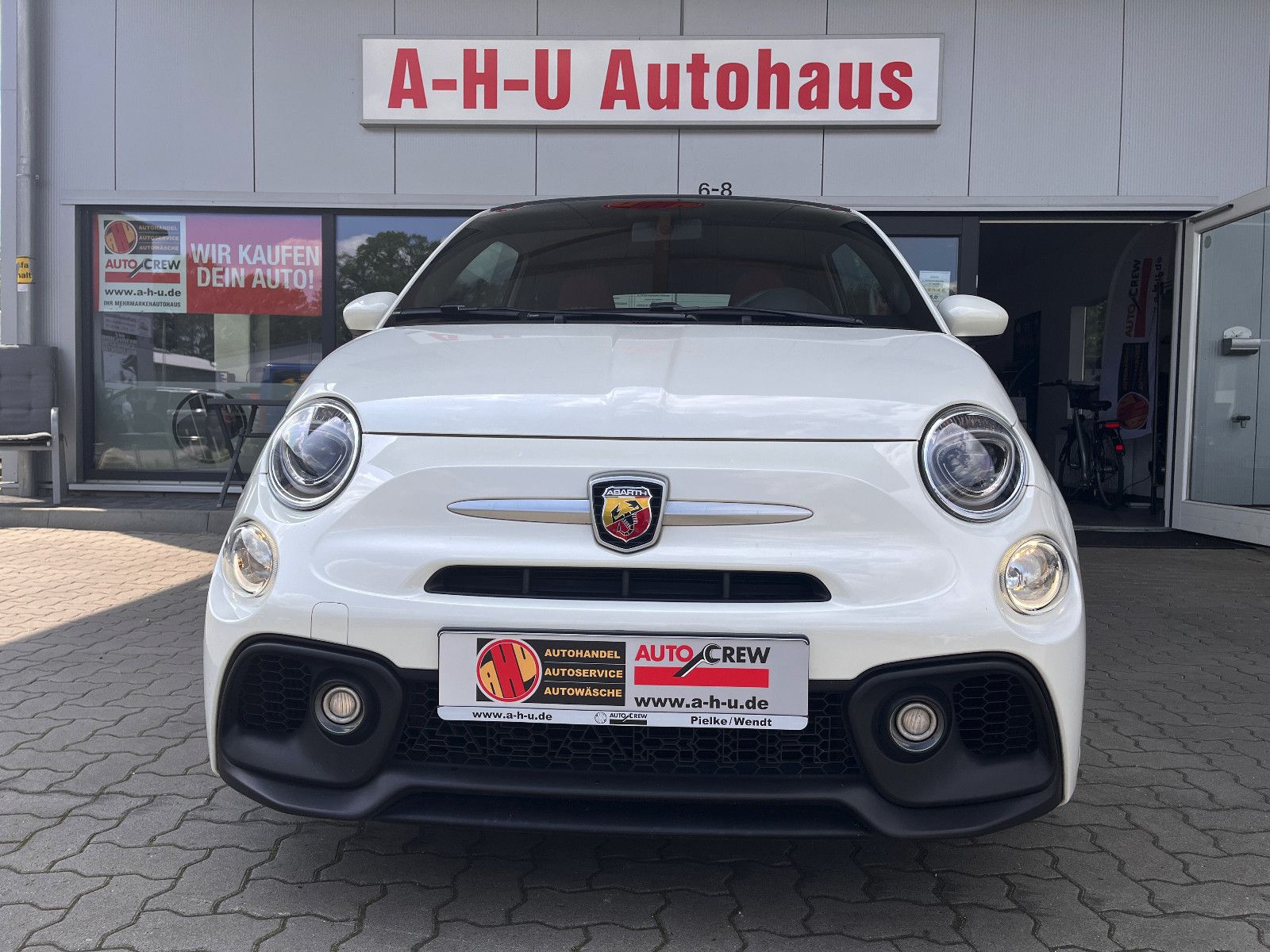 Fahrzeugabbildung Abarth 500 Cabrio 595 "70th Anniversary" 1.4 Turbo