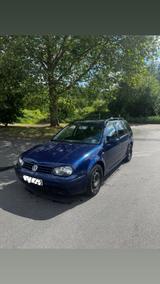 Volkswagen VW Golf 4 Kombi / Behindertengerecht umgebaut - Volkswagen Golf aus 2005: Kombi