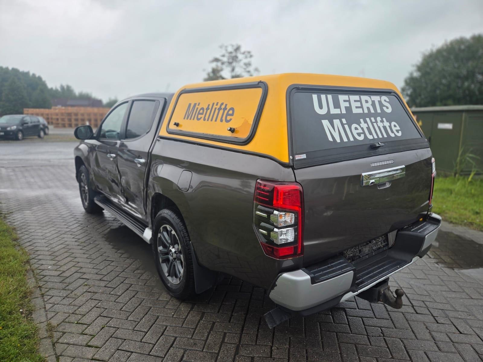 Mitsubishi L200 Select Doppelkabine 4WD Spezial Autom. LED