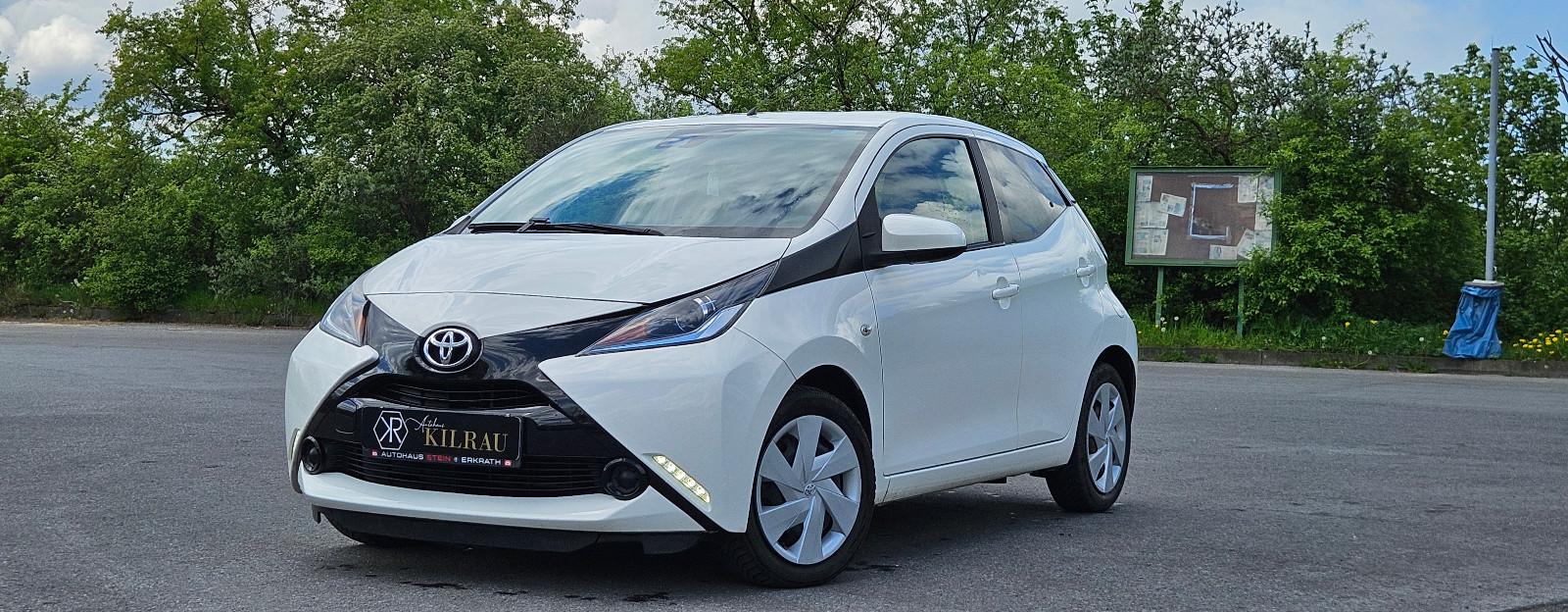 Toyota Aygo Edition Automatik Touch Navi Schaltwippen